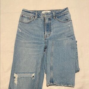 Abercrombie 90s Straight Ultra High Rise Jeans